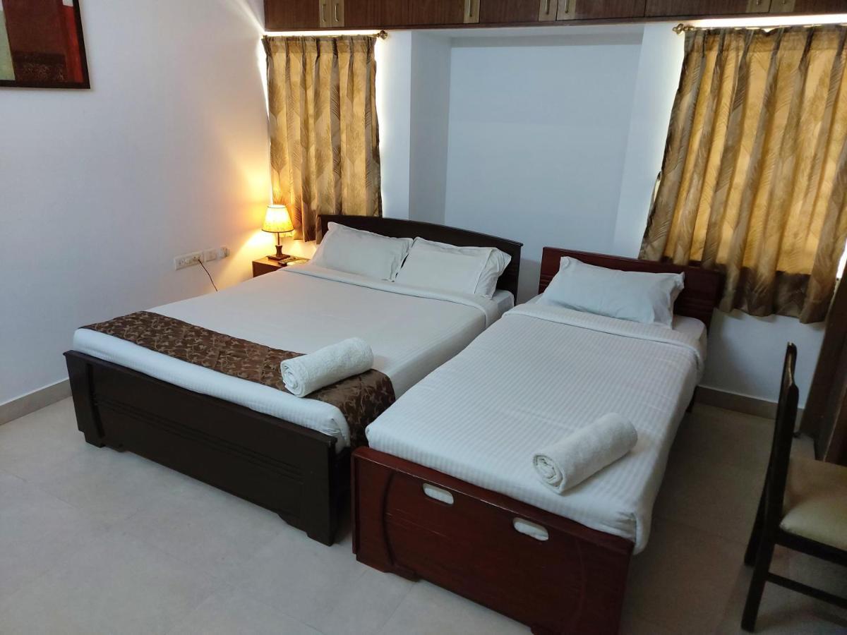 Hotel Avuraa Hospitality India Chennai Exterior foto